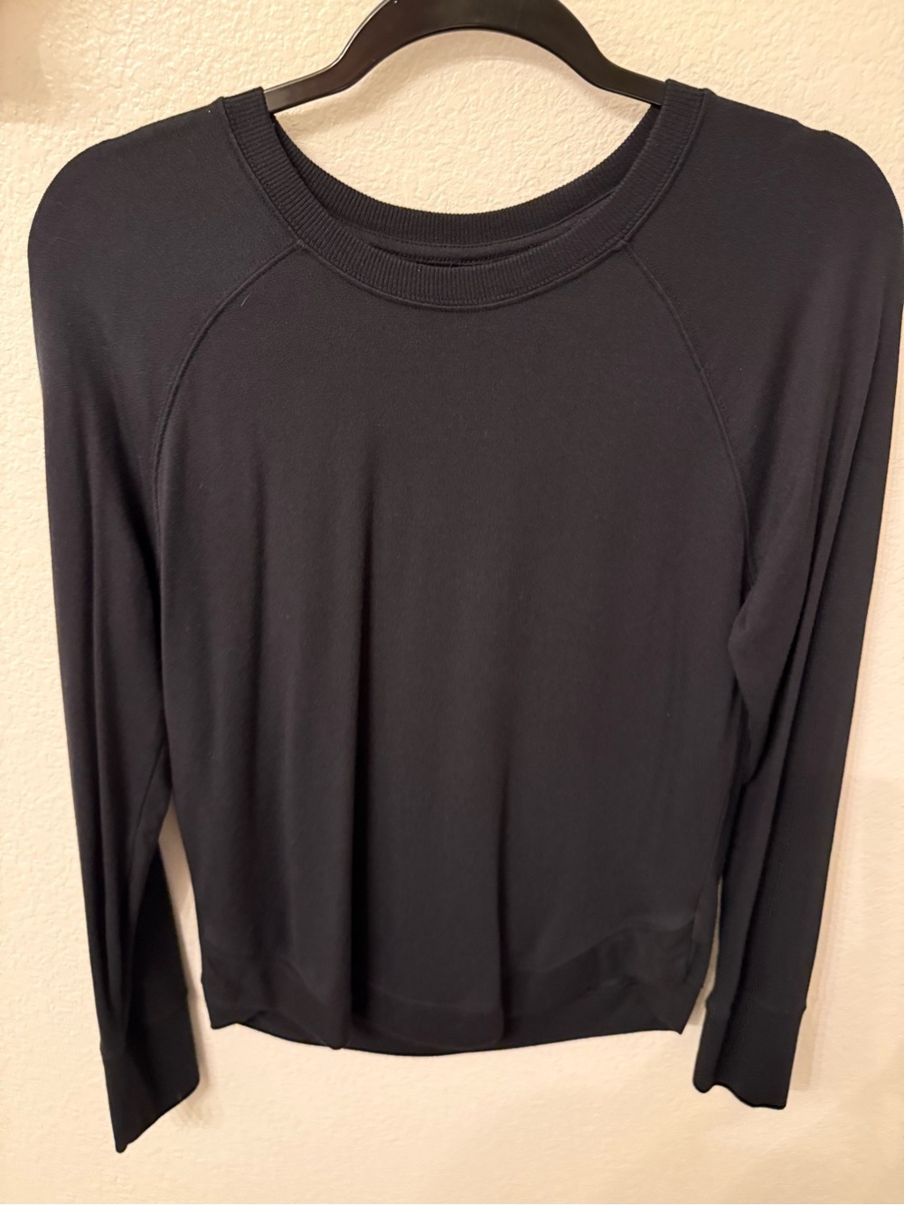 Athleta Black Long-Sleeve Crewneck Pullover